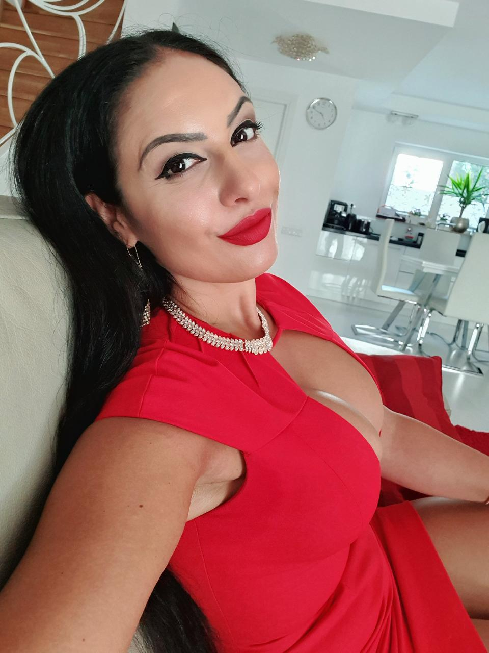 Gynarchygoddess69 escort in Toronto