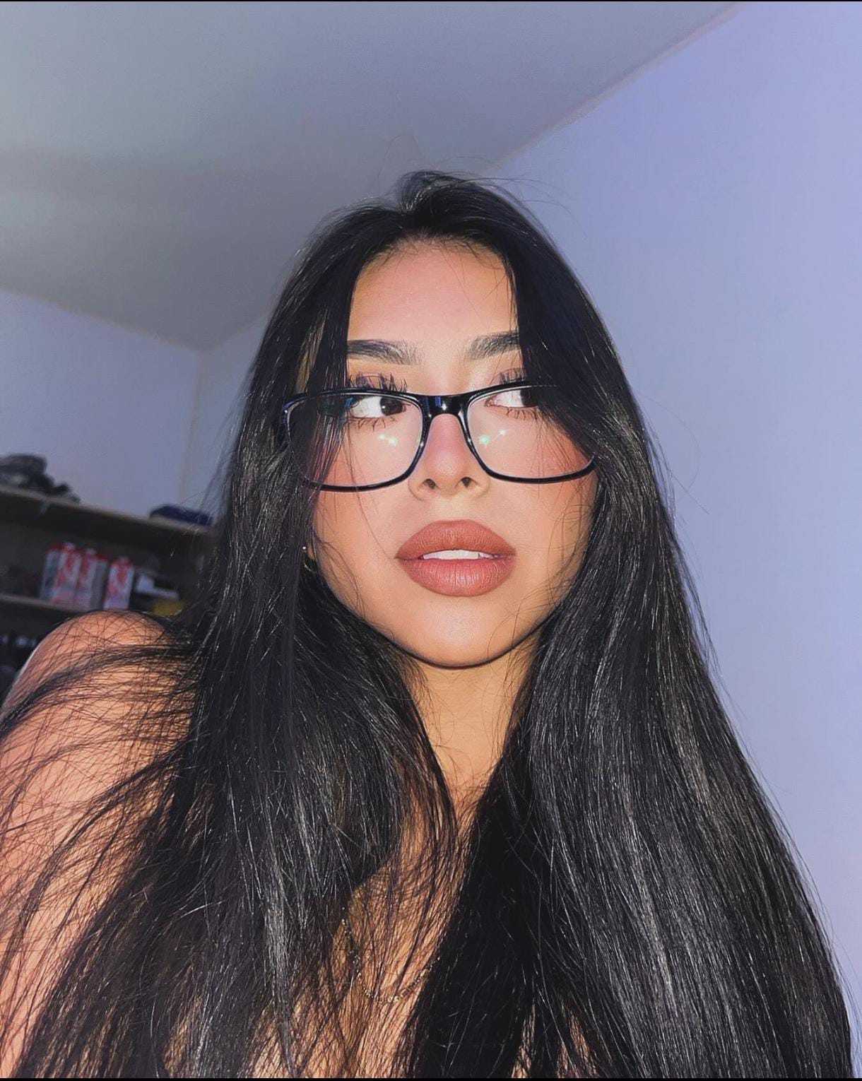 laura escort in Istanbul