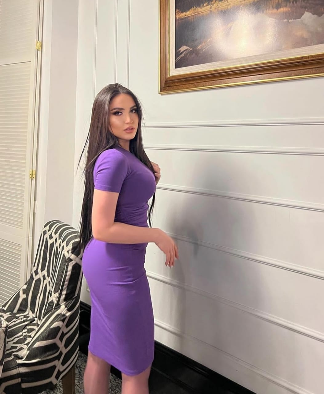 Zina escort in Paris