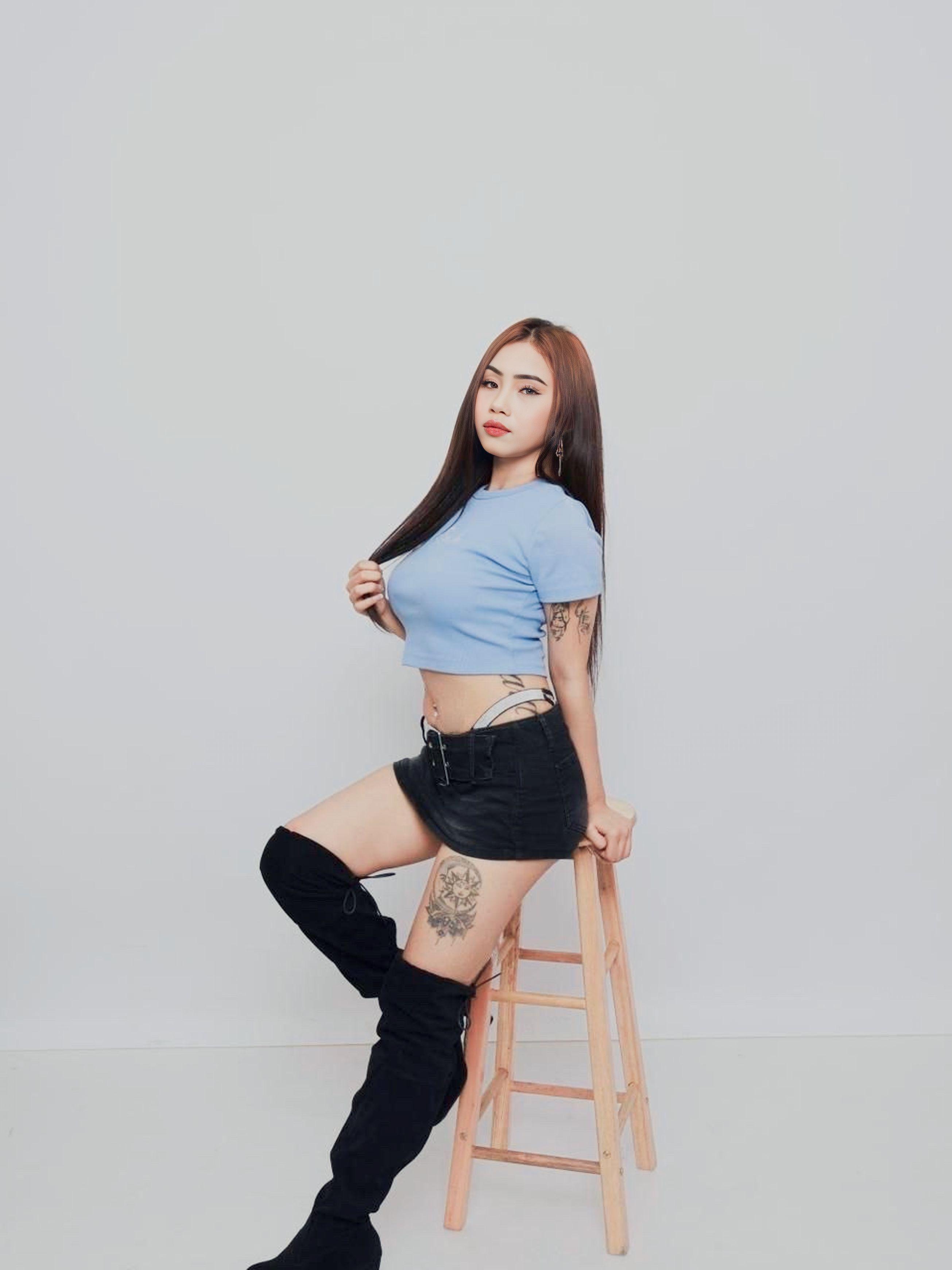 Vandra escort in Makati