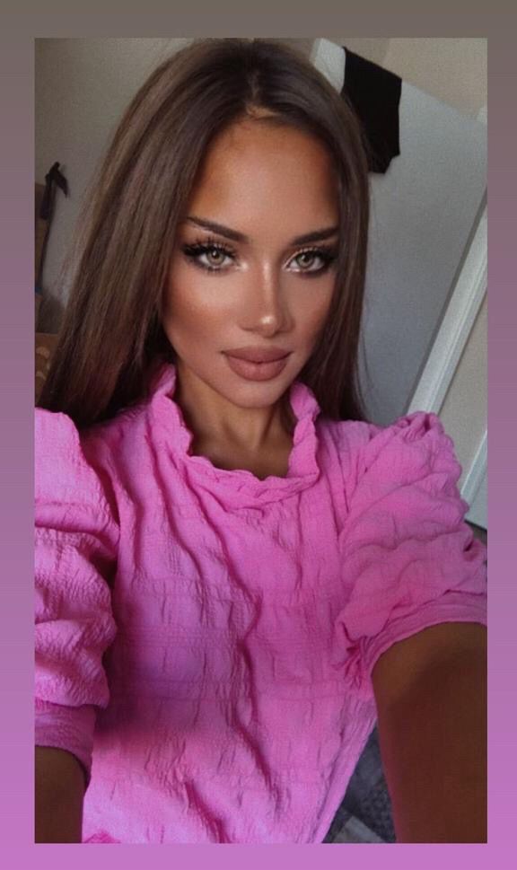 Selen escort in Istanbul