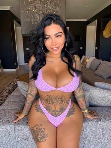 Kimberly escort in Cairo