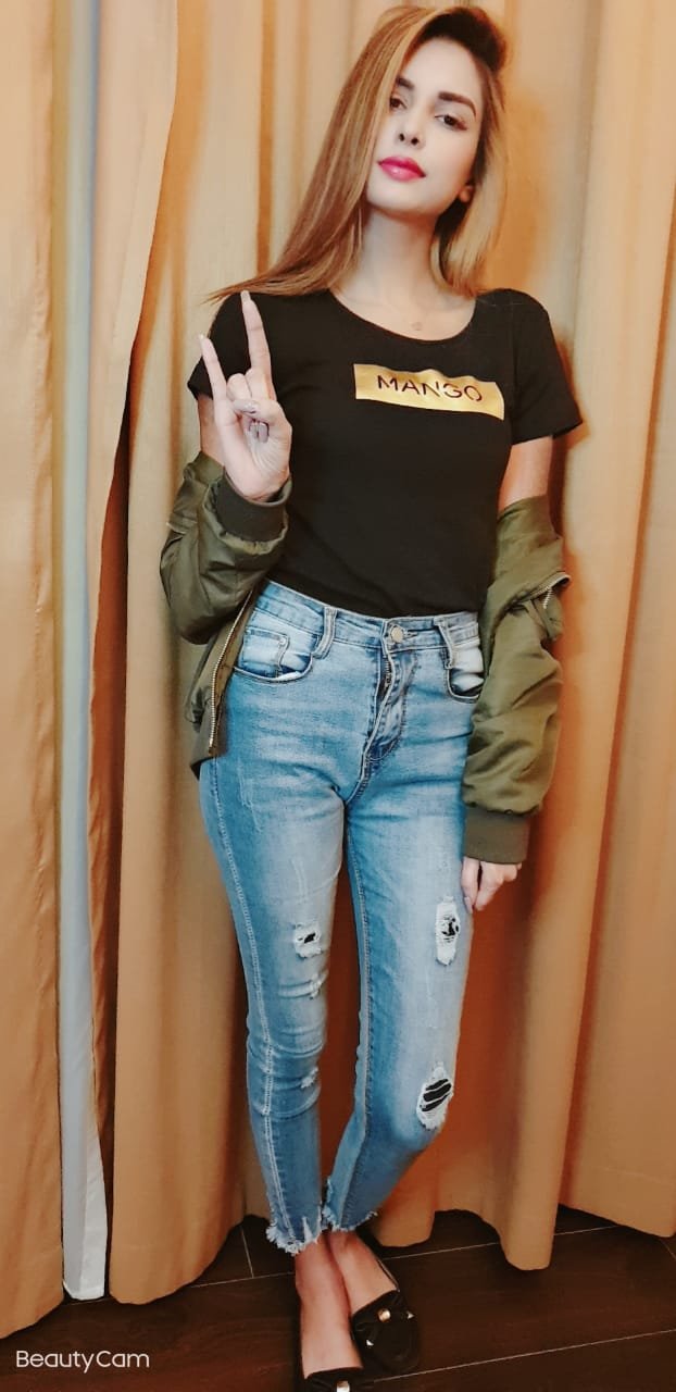 Heena Indian Model escort in Dubai