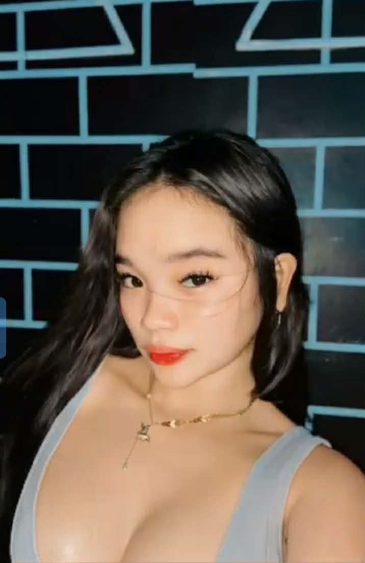 Nicole escort in Manila