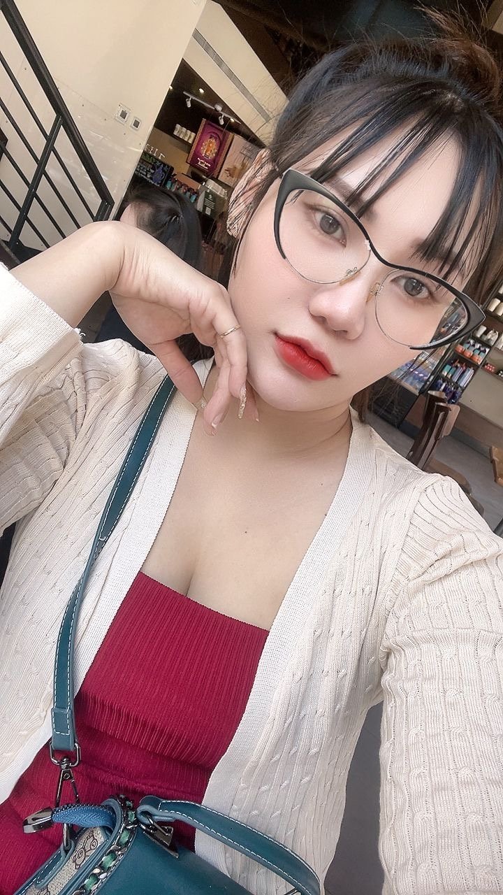 Meoo escort in Dubai