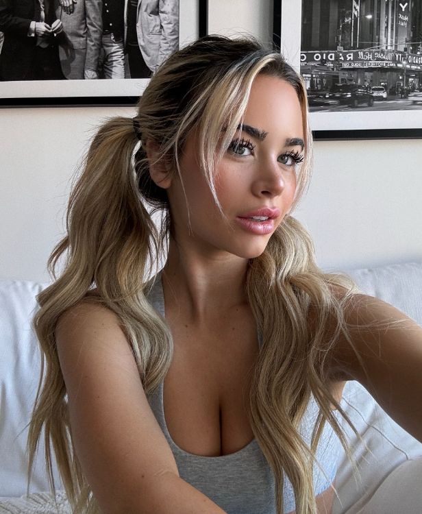 MAITE escort in Paris