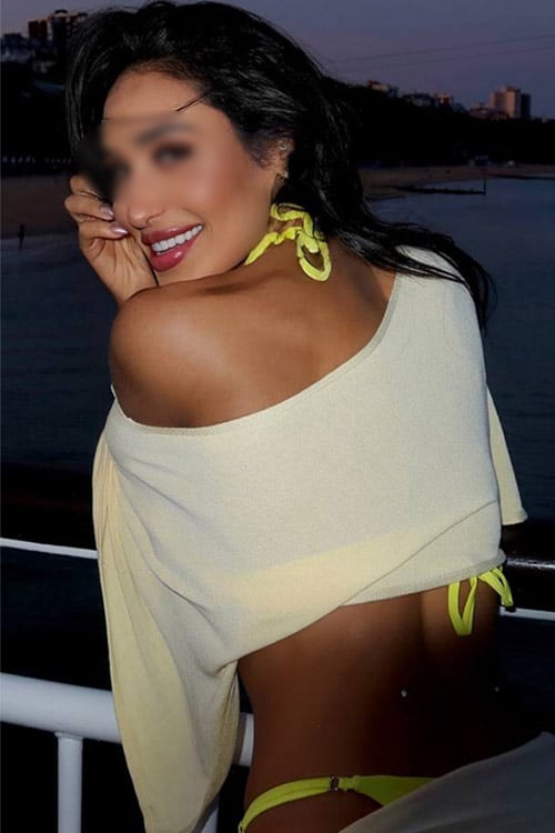 Lunita escort in Berlin