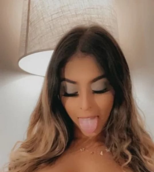 Ross escort in Dubai