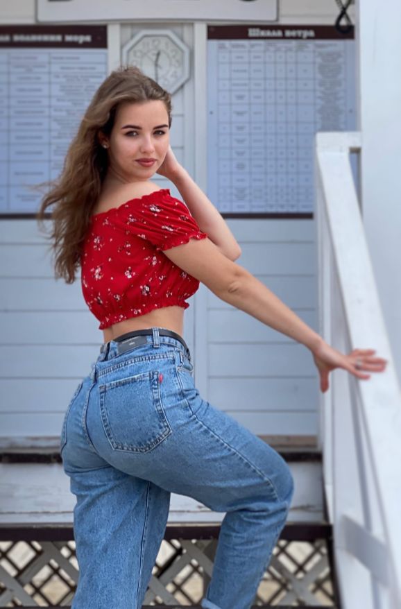 REESE escort in Paris