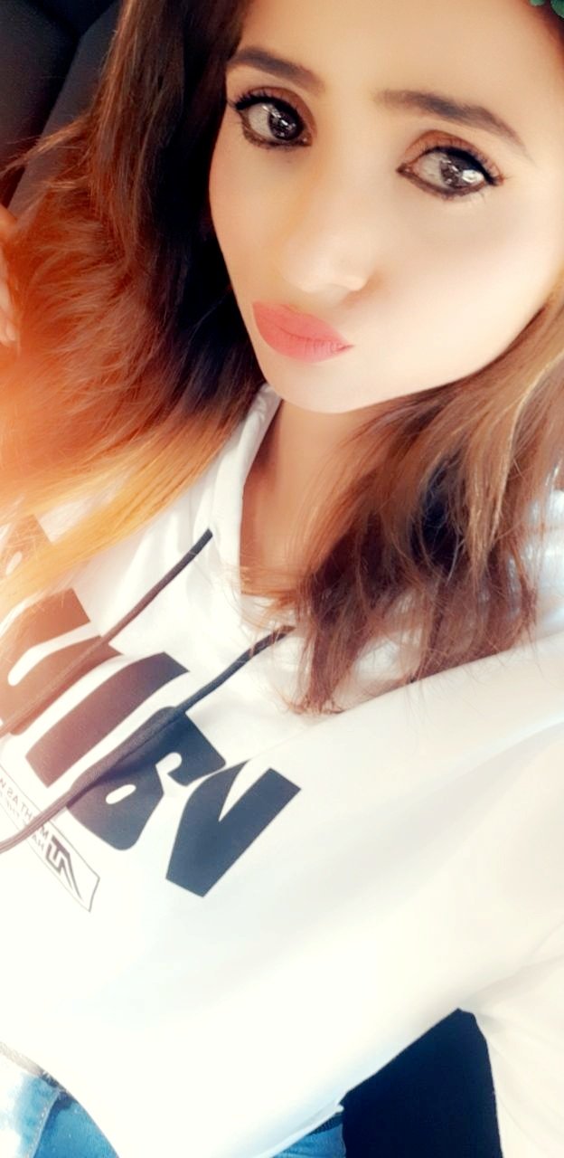 Mahi Busty Girl escort in Dubai