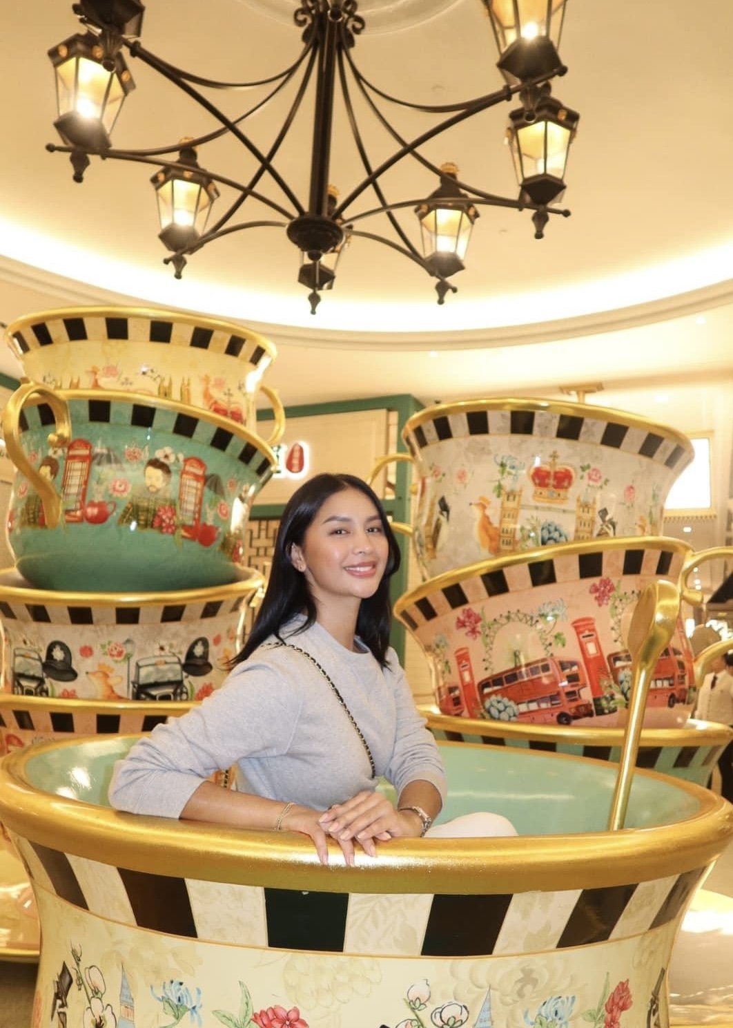 ELEGANCE IN SIMPLICITY escort in Manila