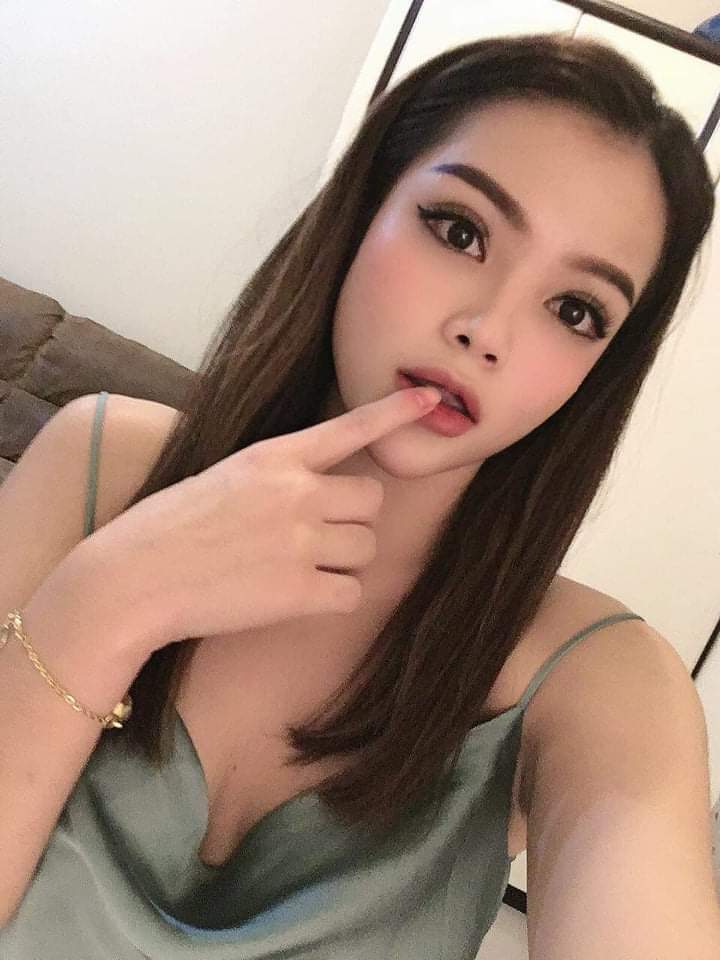 Elly escort in Abu Dhabi