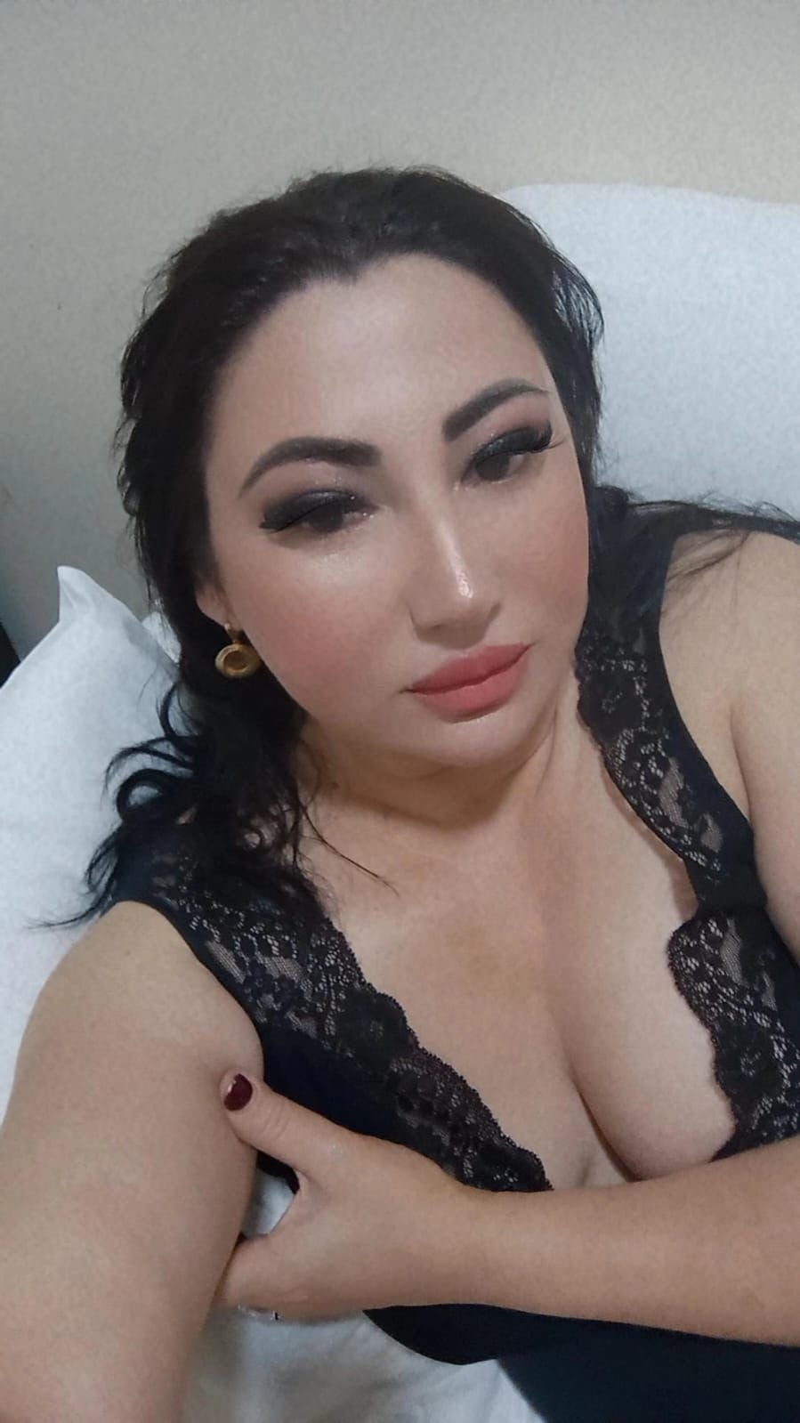 Malyka Iranian escort in Bangkok