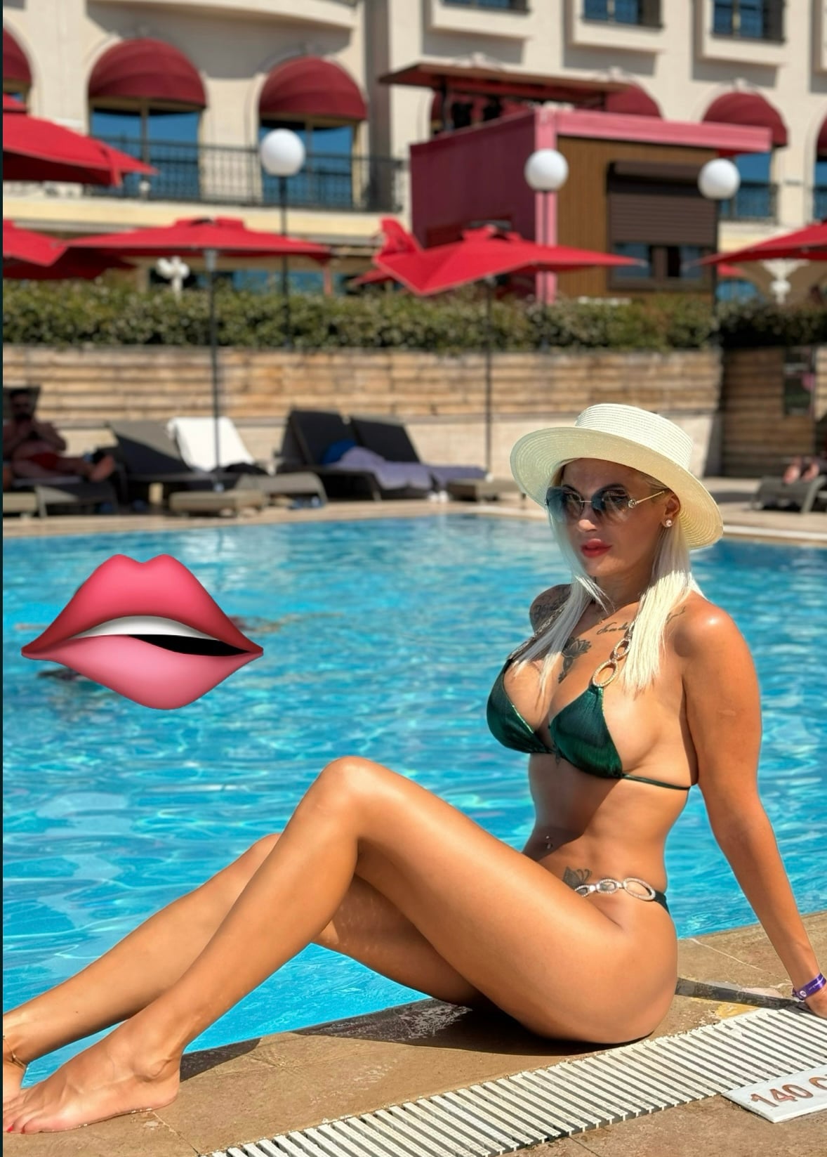 Julia Blondy escort in Oslo