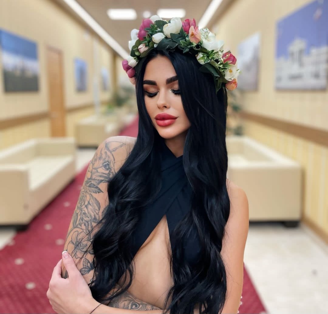 Polina escort in Napoli