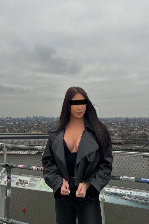 Linda escort in Berlin