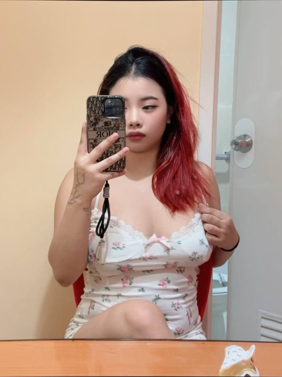 Wisa escort in Manila