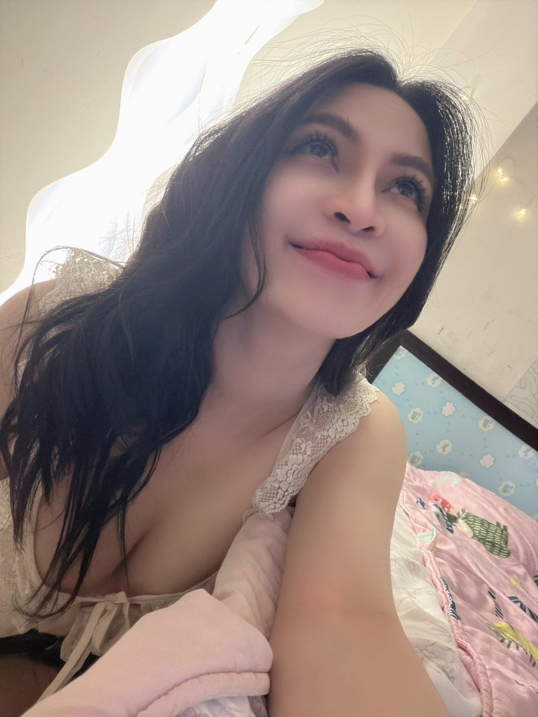 Nami escort in Singapore