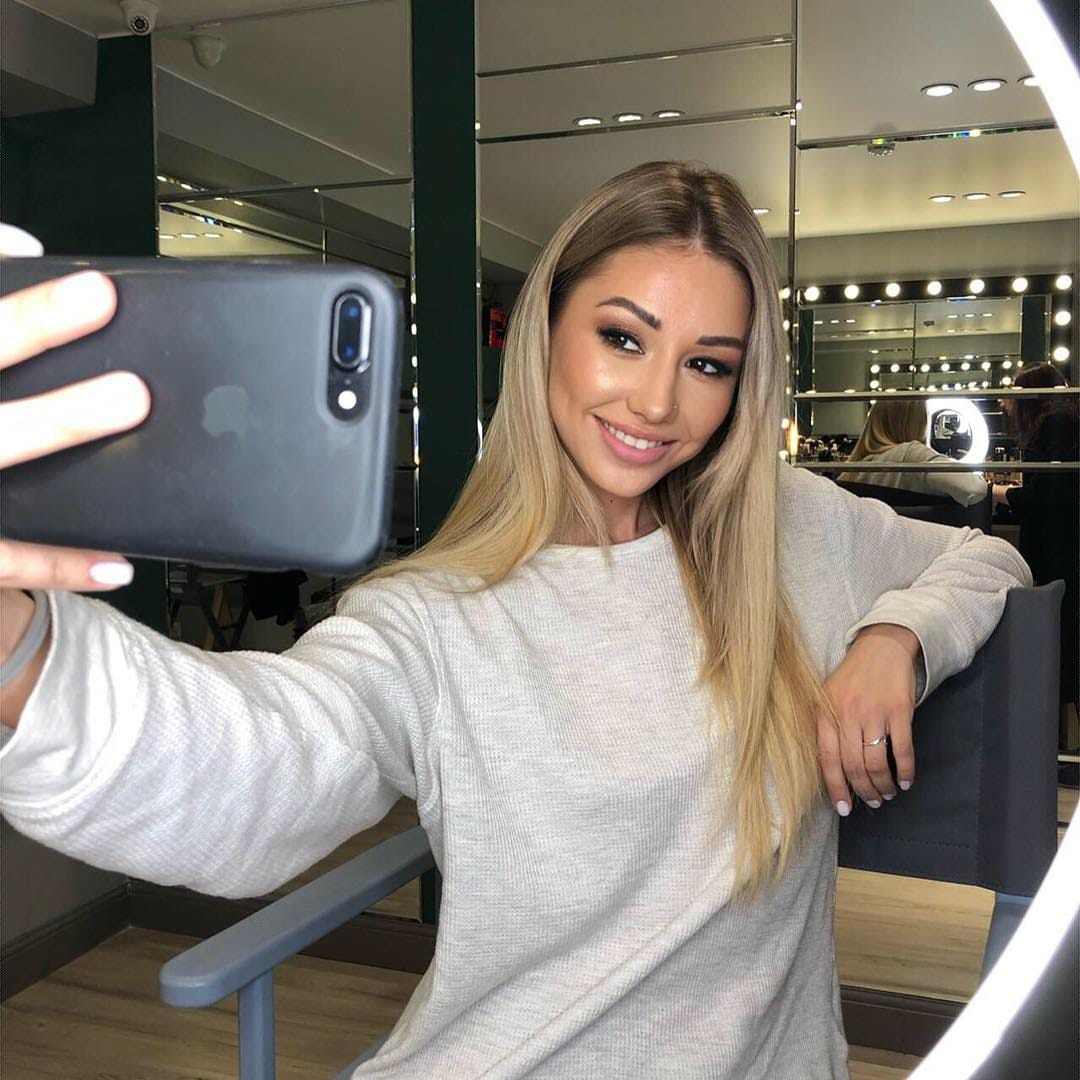 Lola escort in Moscow