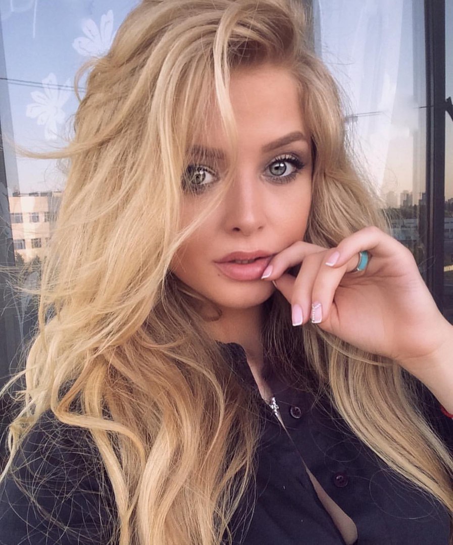 CHESLAVA escort in Paris