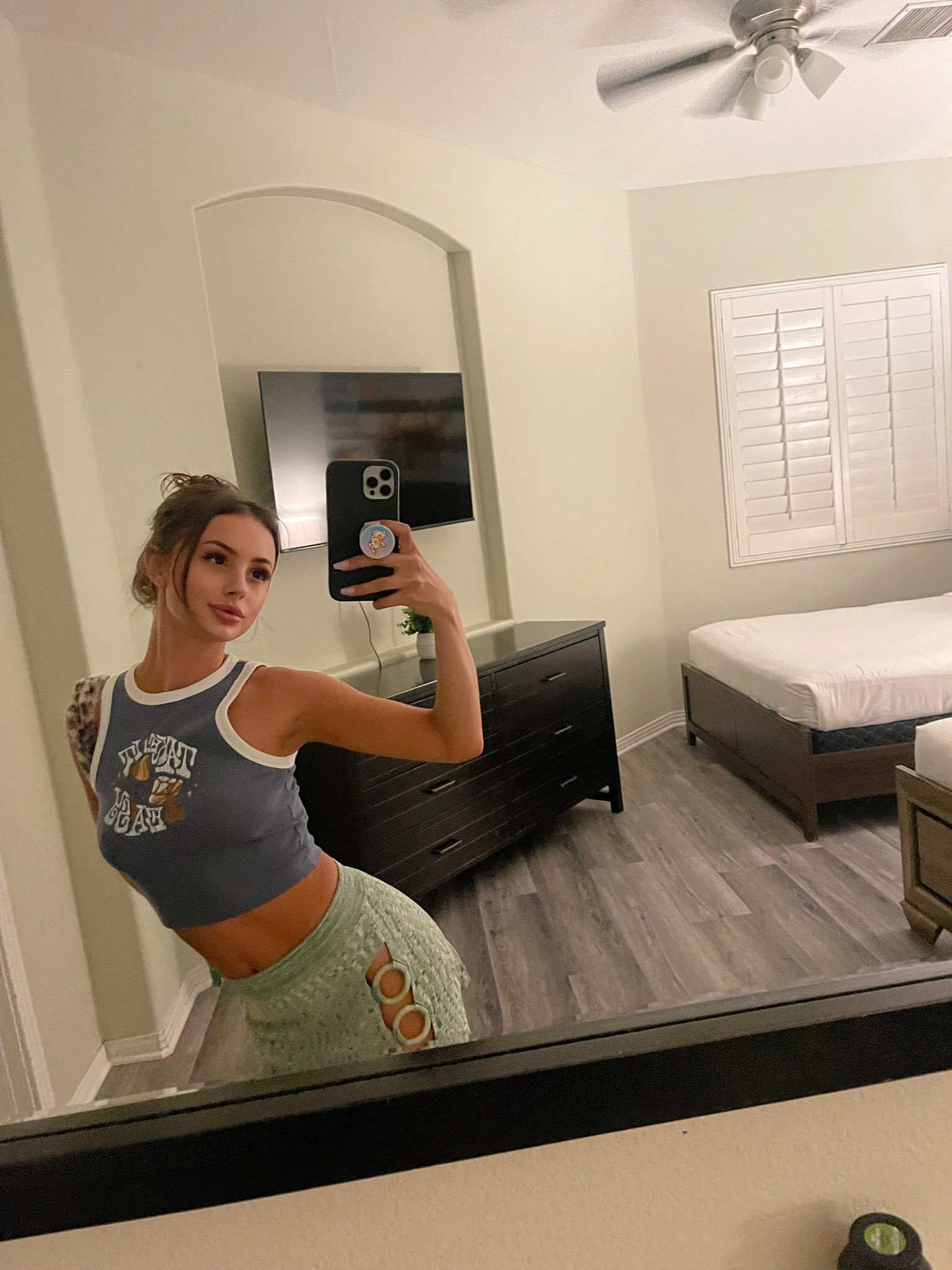 Ornelle escort in Brussels