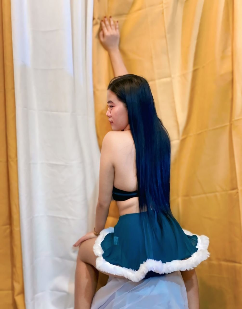 Samantha escort in Manila