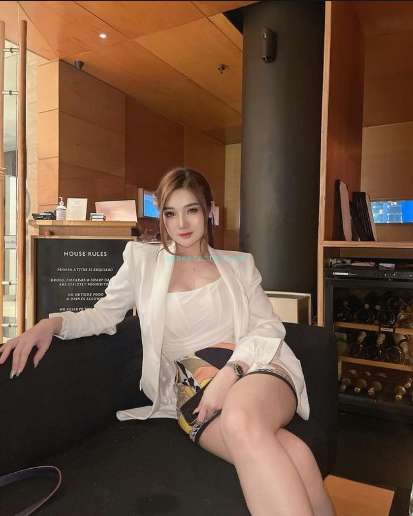 Zaituna escort in Cyberjaya