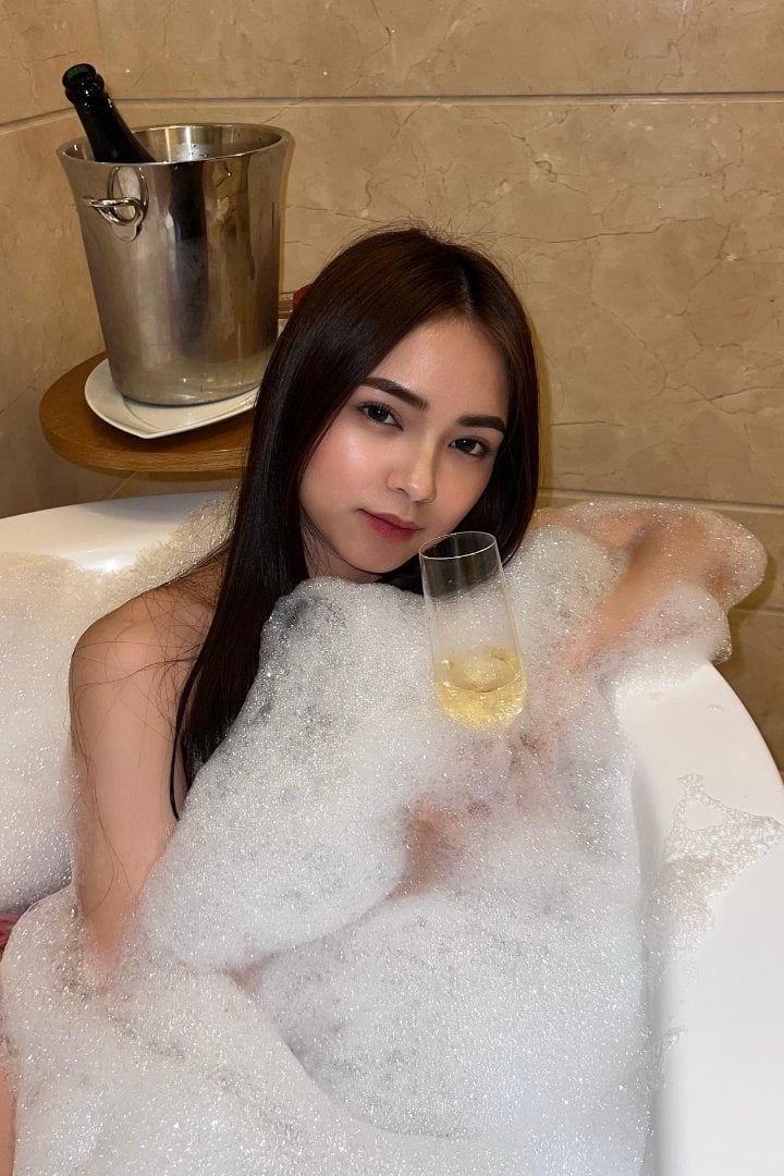 Zanis escort in Kuala Lumpur