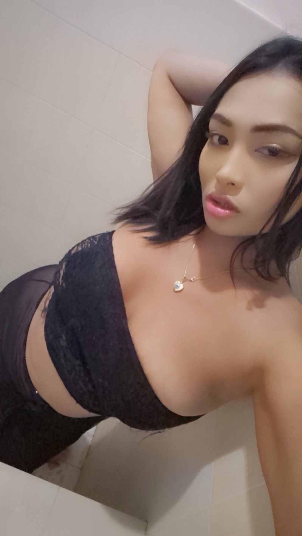 Katietanyares escort in Koh Phangan