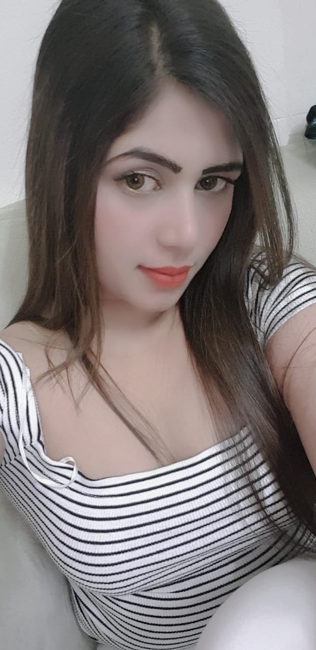 Sanam Pakistani Model escort in Dubai