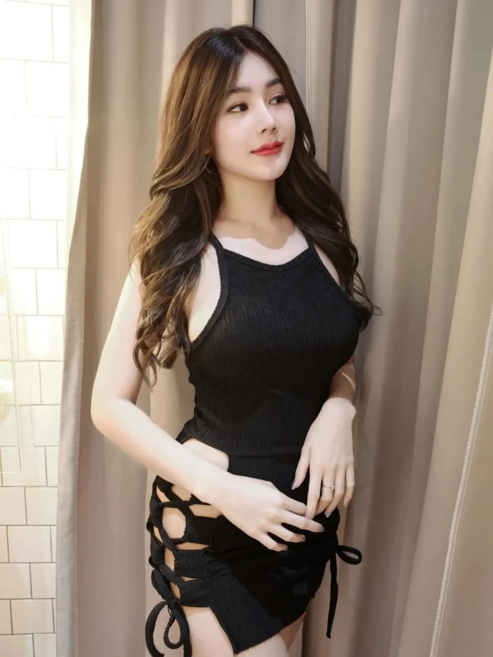 Rara escort in Surabaya