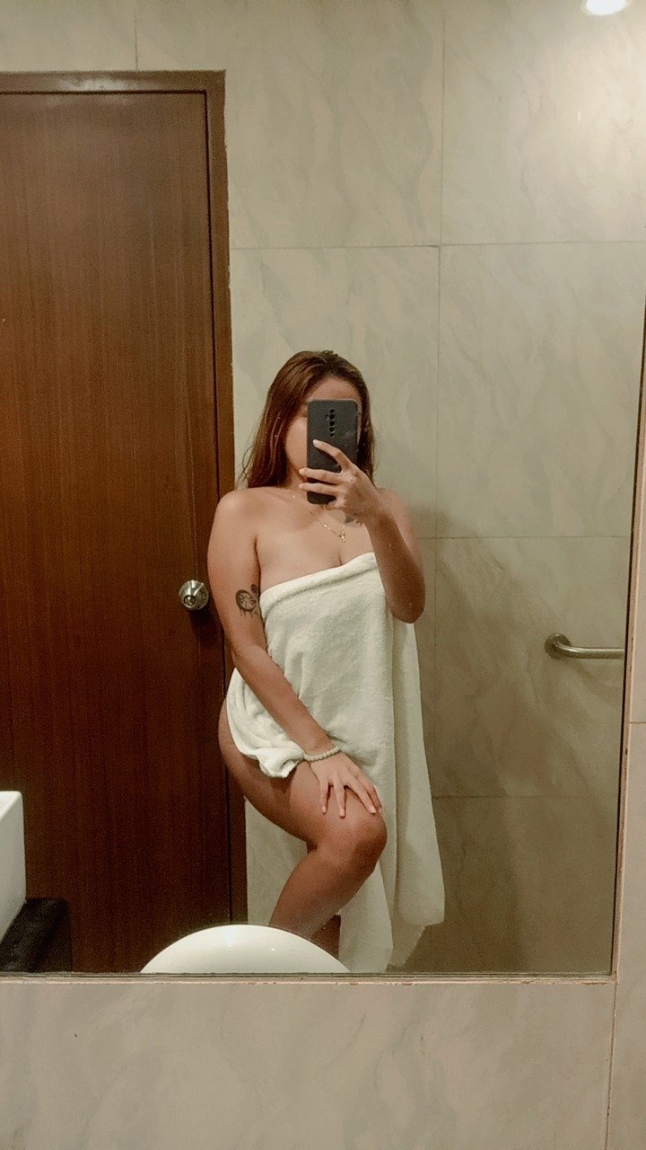 Hottie Tiffany escort in Manila