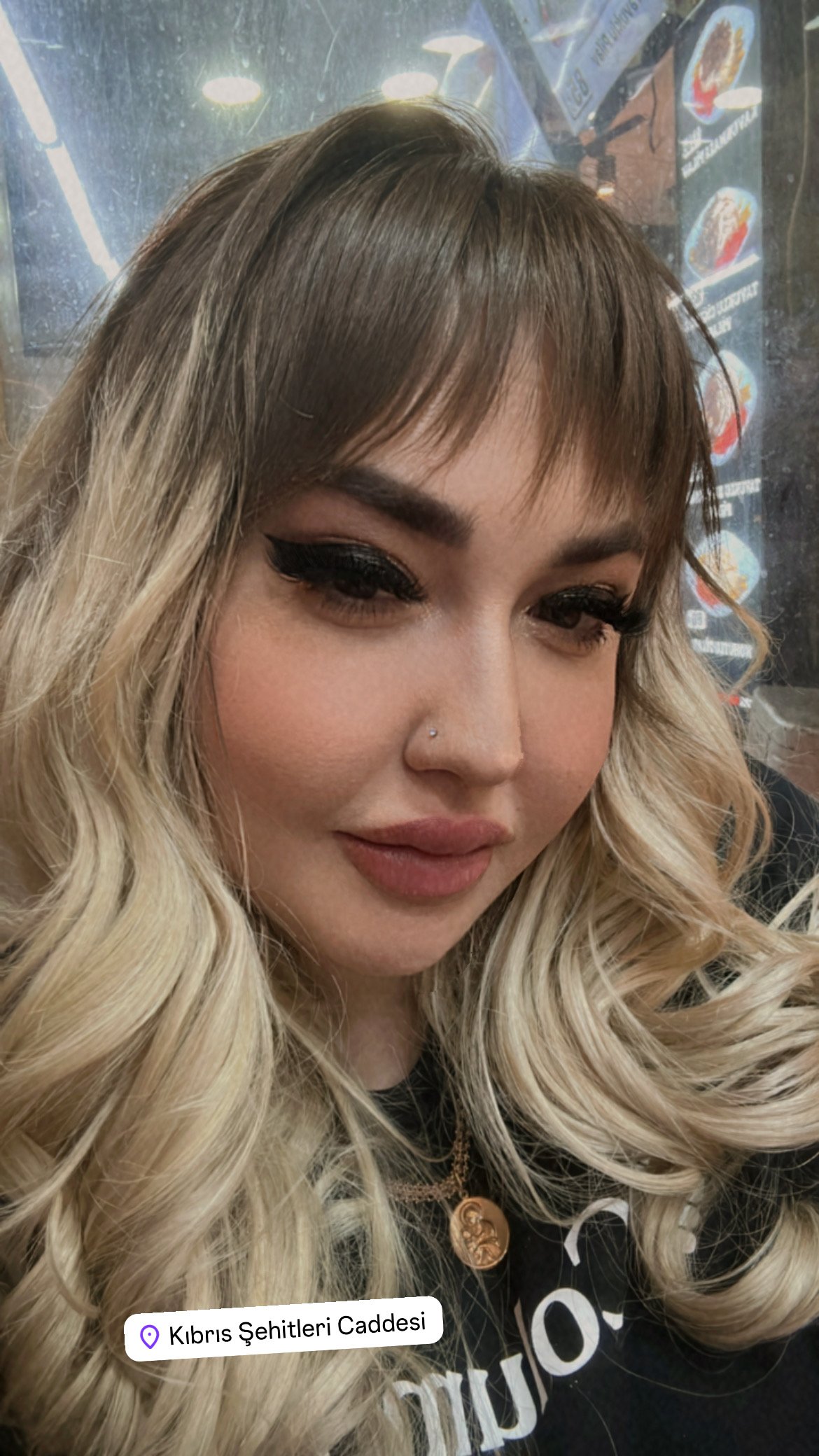 Eliz escort in Izmir