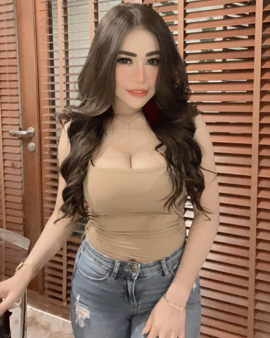 Azurah escort in Kuala Lumpur