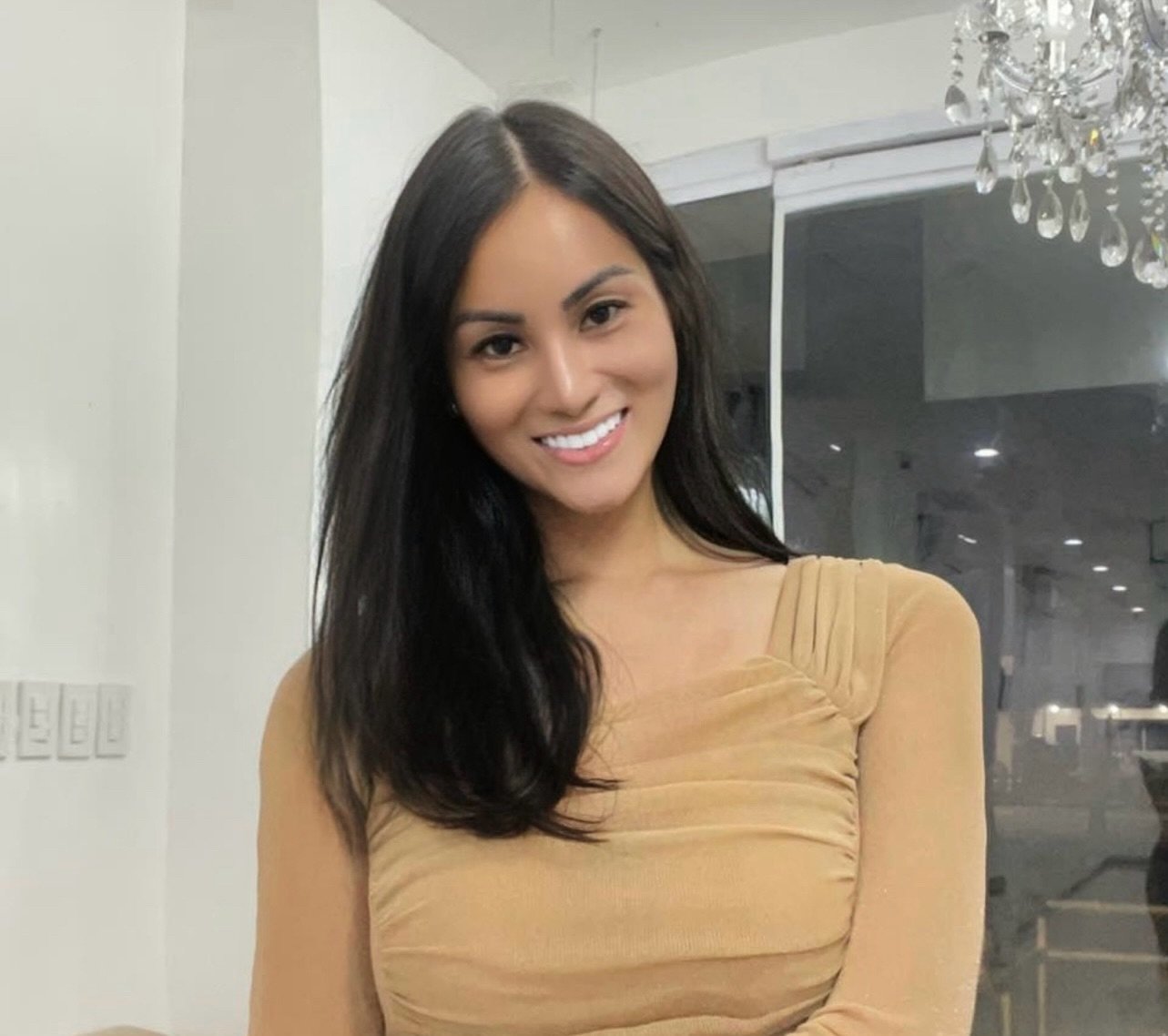 Bella escort in Manila