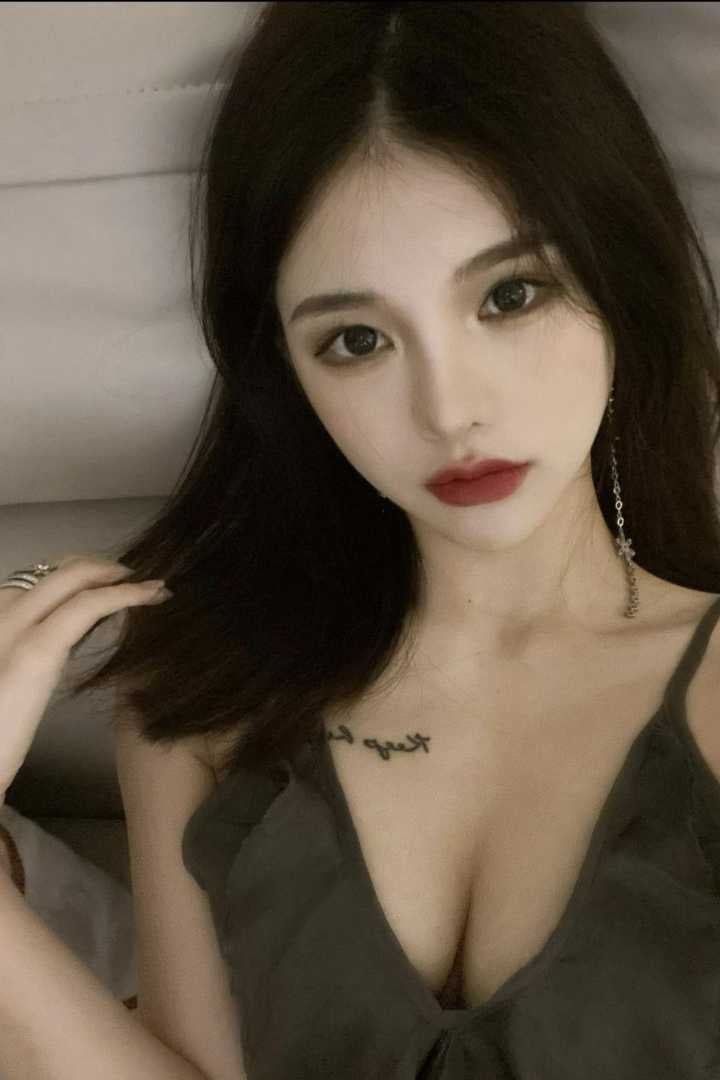 Li Juan escort in Subang Jaya