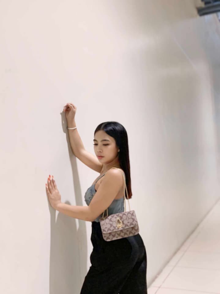 Shairaloves young sexy escort in Manila