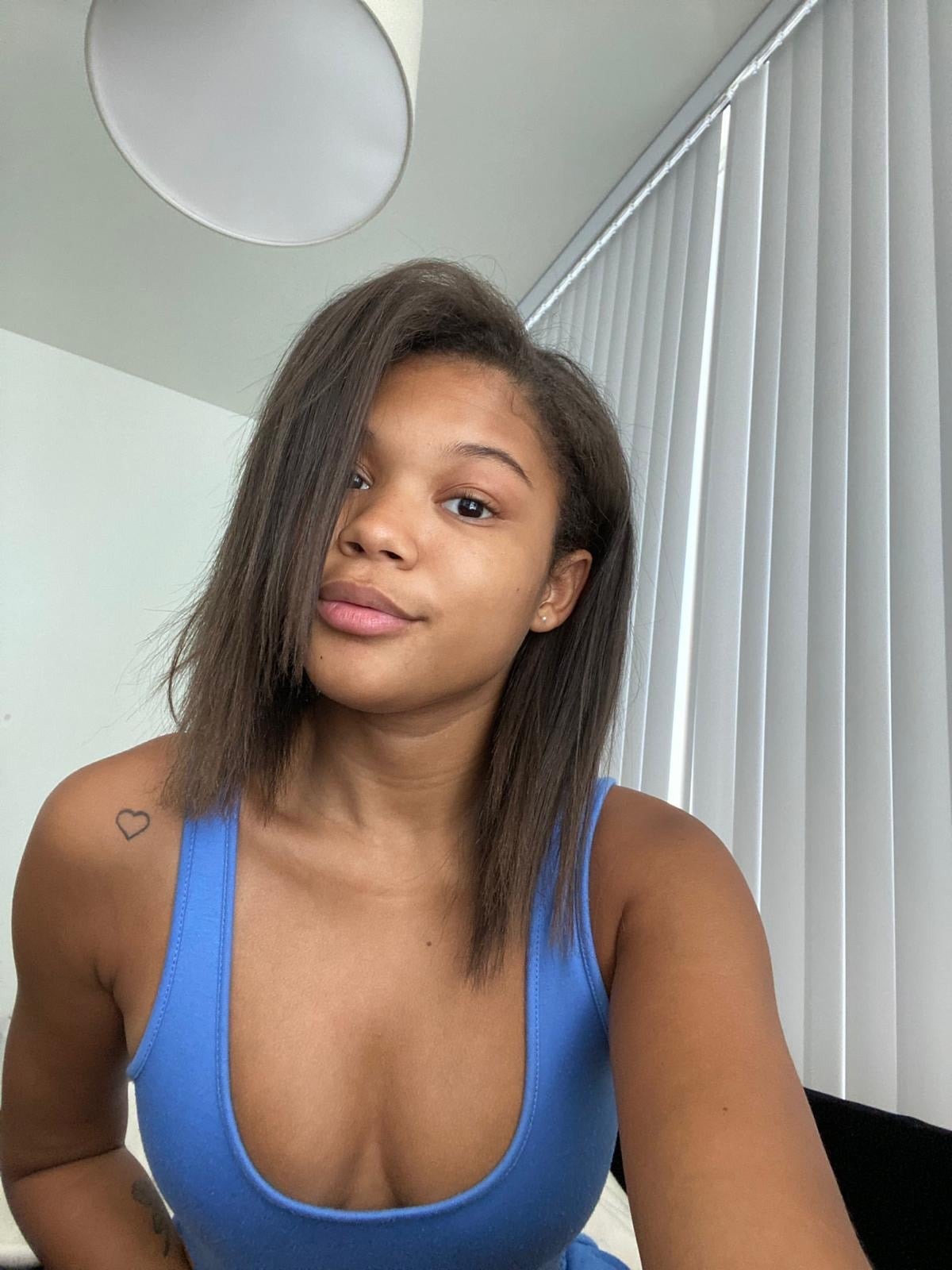 Adriana_pe escort in Brussels