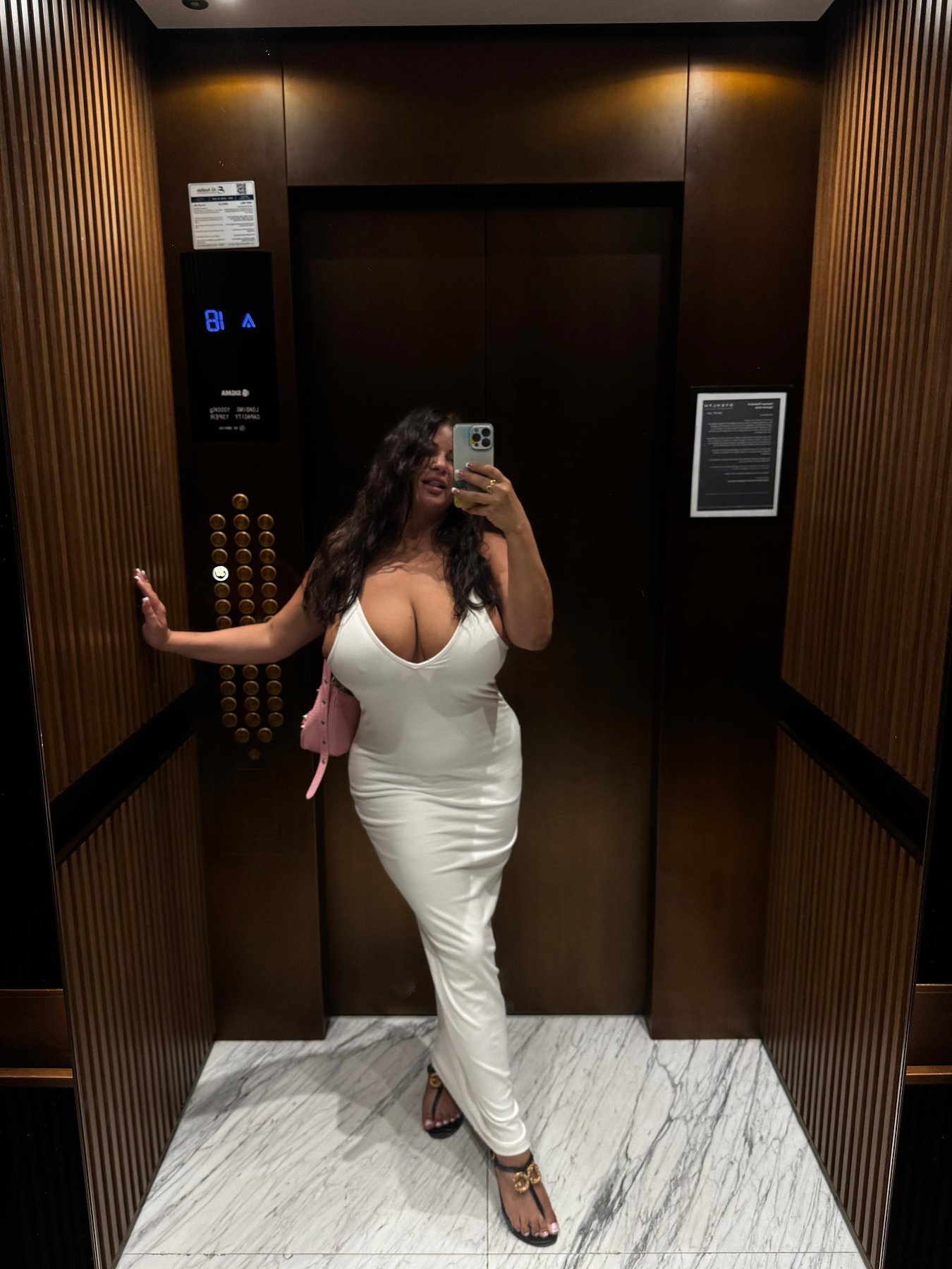 Only Here Real Cassie escort in Dubai