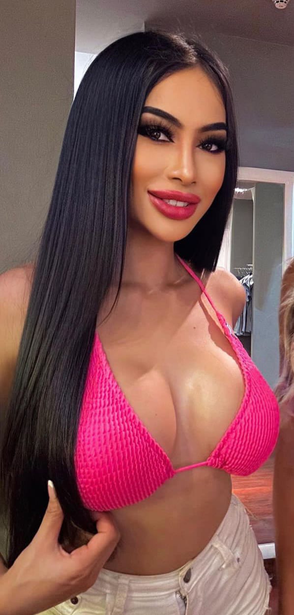 Violeta escort in Riga
