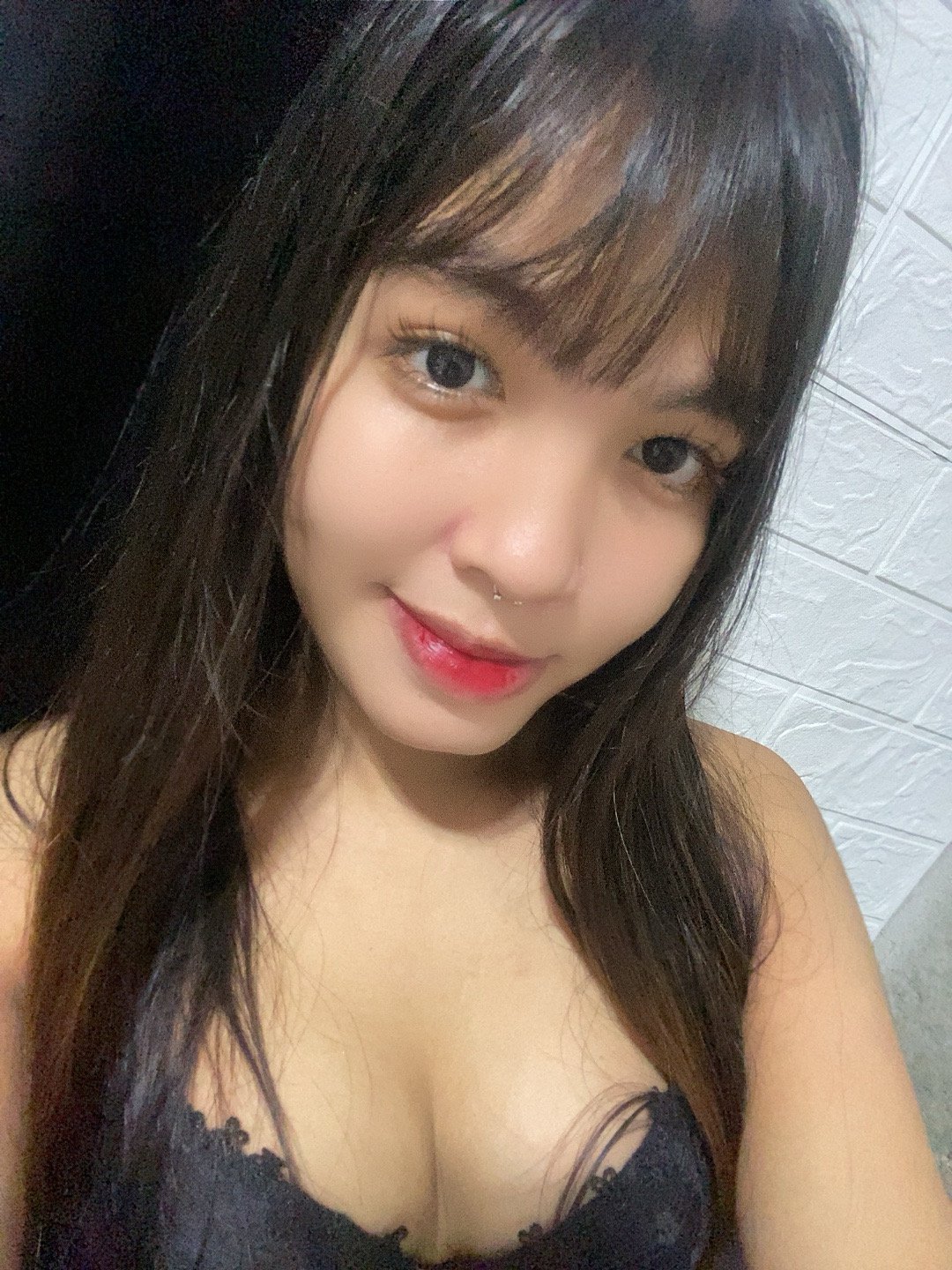 Camshow Content Sam escort in Manila