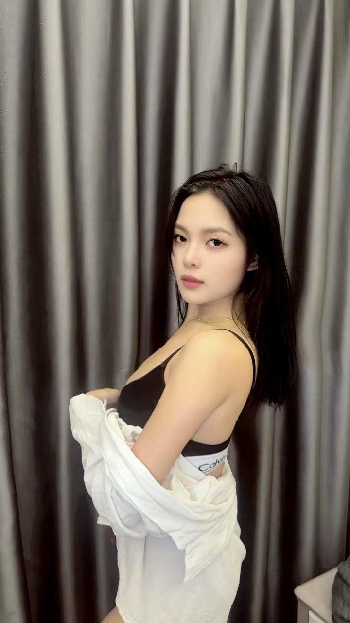 Nana escort in Manila