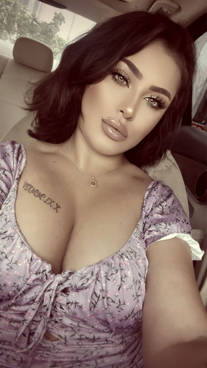 zelinya escort in Istanbul