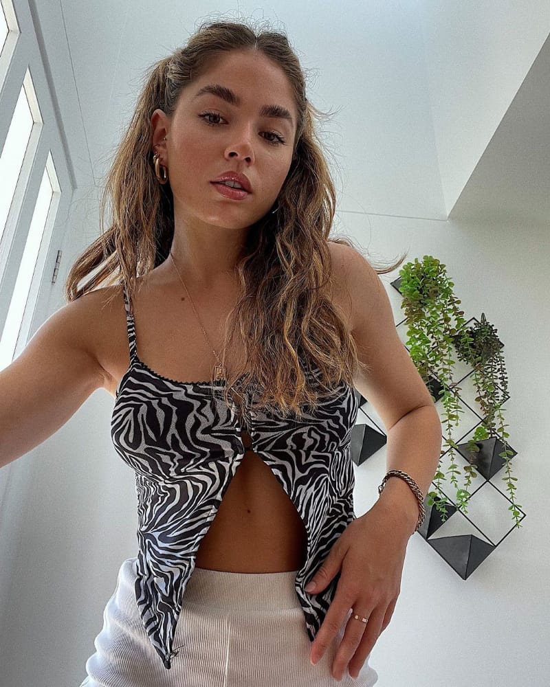 Maëlle escort in Bodrum