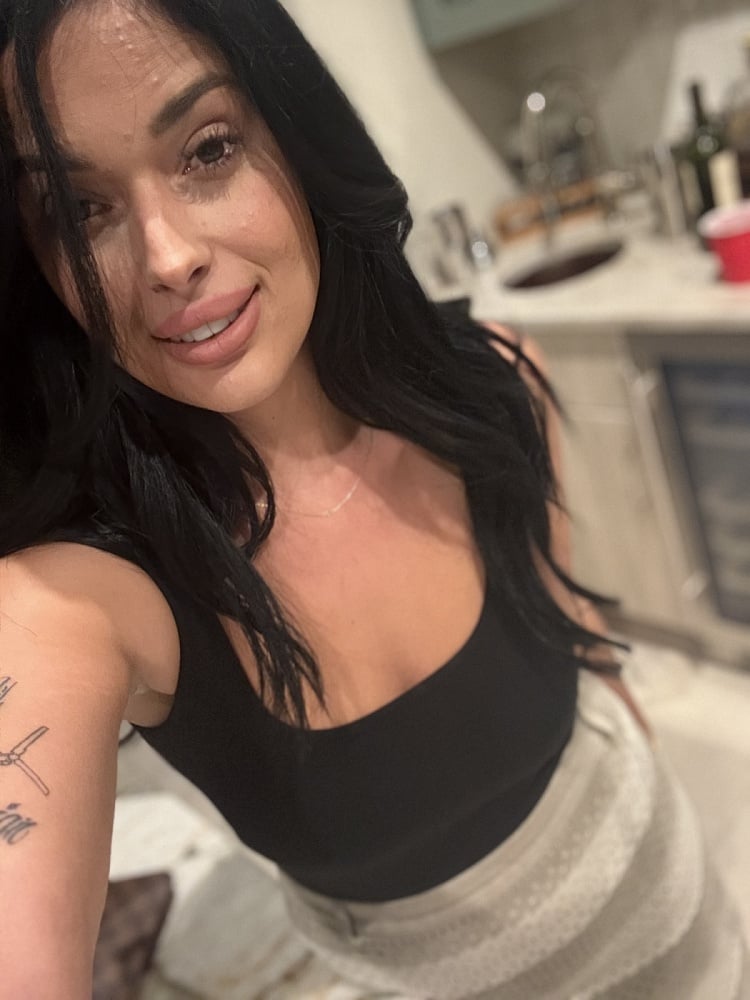 CarrieLoveVIP escort in Raleigh