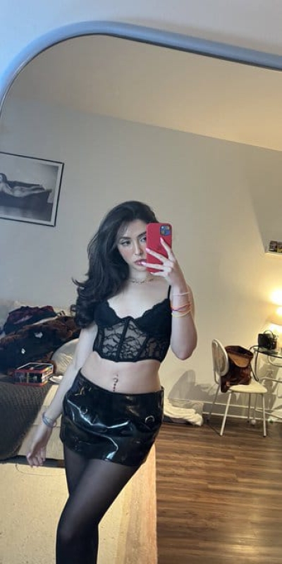 Lorie escort in Bratislava