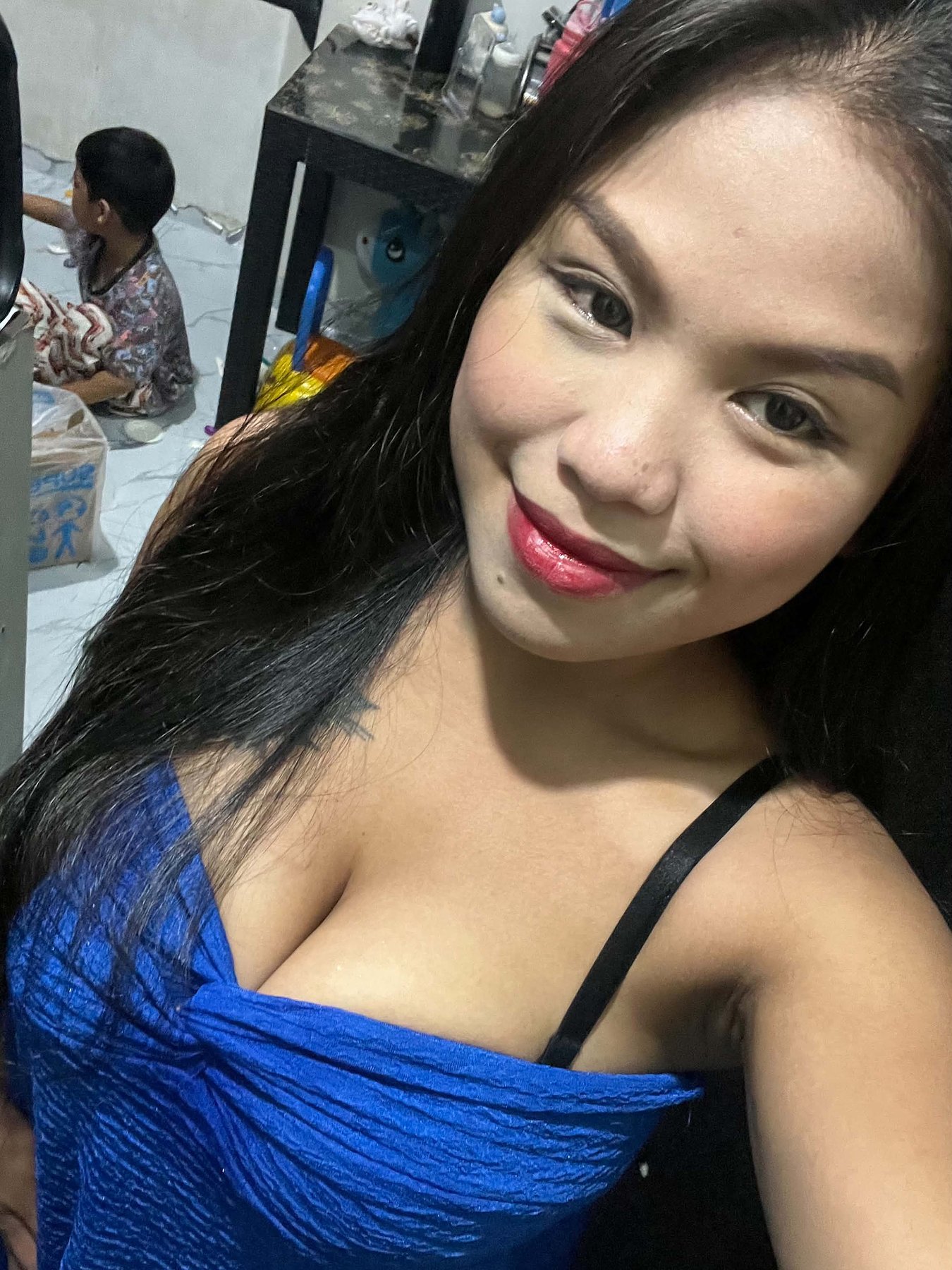 Camella escort in Manila
