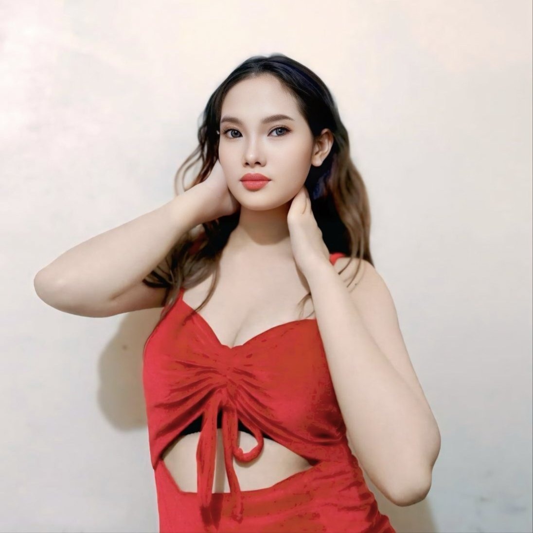 Rose escort in Manila