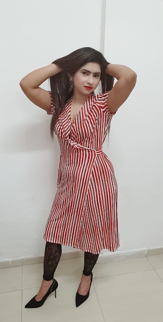 Paroo escort in Dubai