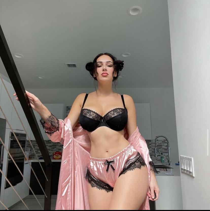 Lilianne escort in Bonn
